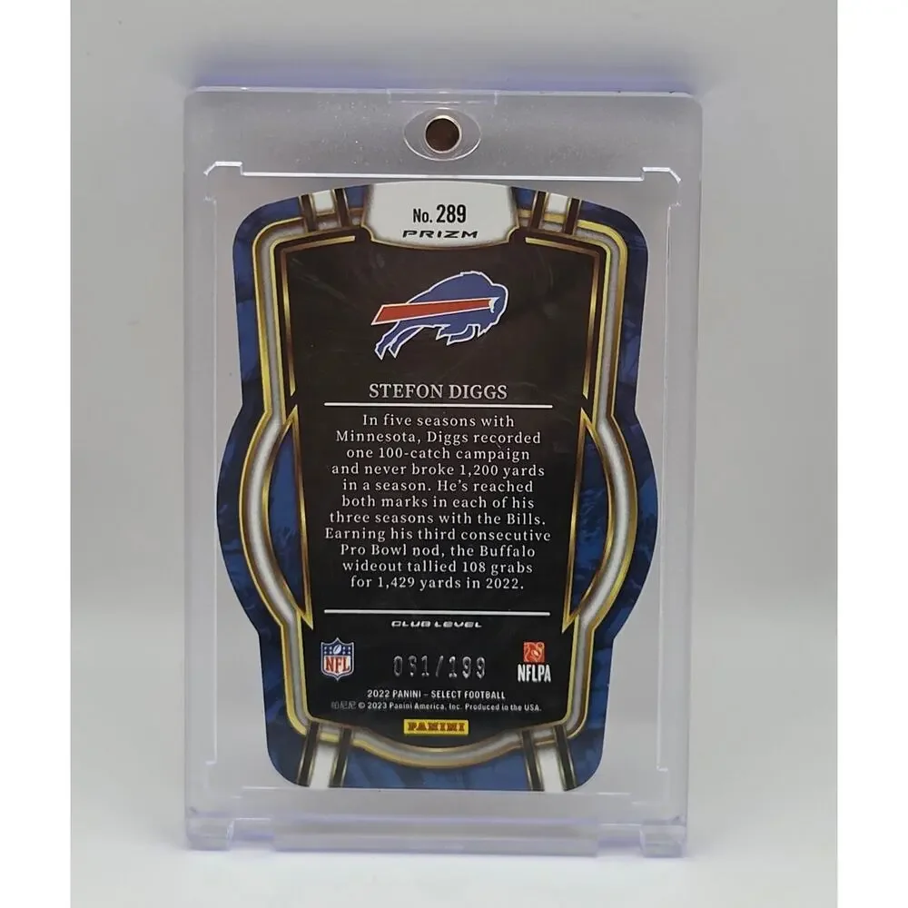 Select Stephon Diggs Bills Die-Cut Orange Prizm 061/199 2022 NM In Hard Case - Picture 4 of 5